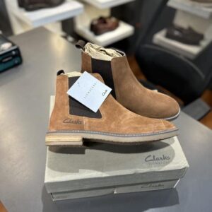 CLARKS_SIGNATURE BROWN 100% GENIUNE SUEDE LEATHER