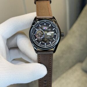 Tommy_Hilfiger_Automatic_Leather_070