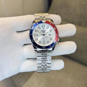 Seiko GMT Quartz 094