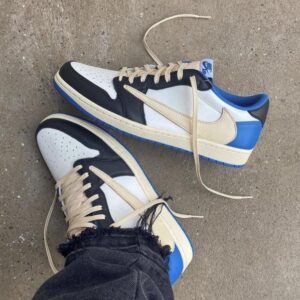 Nik.e Air Jordan 1 Low X Travis Scott Fragment Semi UA