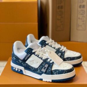 _Louis_Vuitton_Trainer_Monogram_Blue_Sneaker