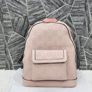 Gucci_GG_10_Emboss_Backpack_With_DustCover