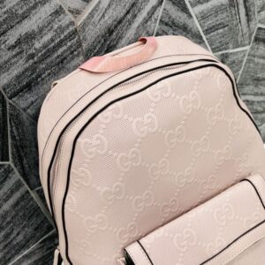 Gucci_GG_10_Emboss_Backpack_With_DustCover