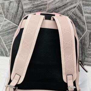 Gucci_GG_10_Emboss_Backpack_With_DustCover