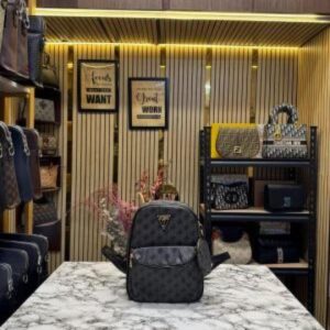 GUESS WOMENS BRAND LOGO BAGPACK WITH DUST BAG AND POUCH (BLACK)