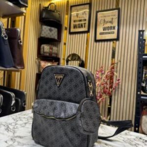 GUESS WOMENS BRAND LOGO BAGPACK WITH DUST BAG AND POUCH (BLACK)