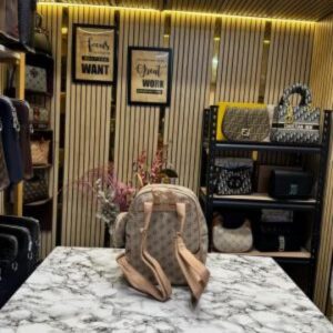 GUESS WOMENS BRAND LOGO BAGPACK WITH DUST BAG AND POUCH (LIGHT BROWN)